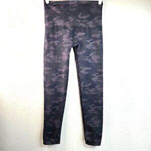 Spanx Leggings Size XL Gray Camo Stretchy Athletic Workout Pull On Pants